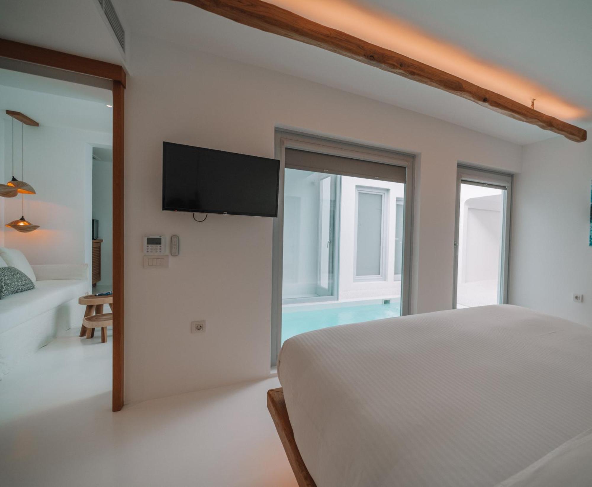 Nelya Suites (Adults Only) เมกาโลคอรี ภายนอก รูปภาพ
